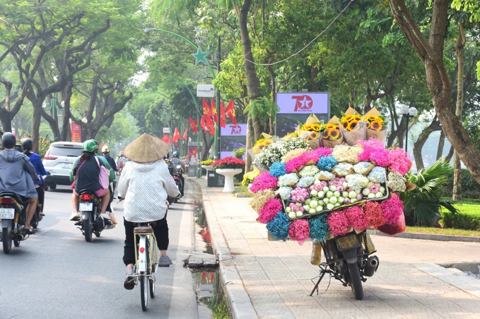 Những địa điểm check-in mùa Thu Hà Nội không thể bỏ qua - Ảnh 1