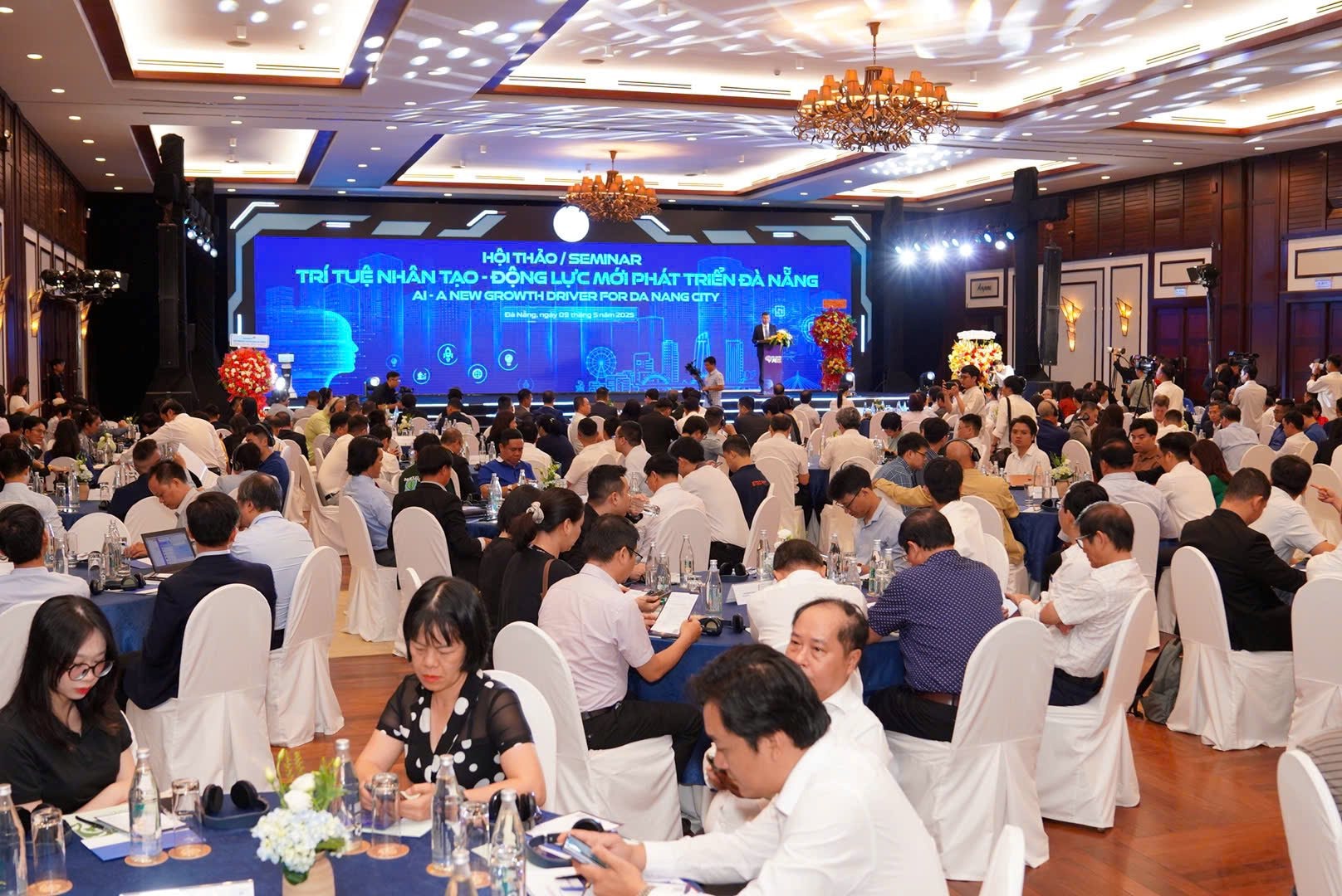 9-5-hoithao-ai-danang1 9-5-hoithao-ai-danang1.jpg