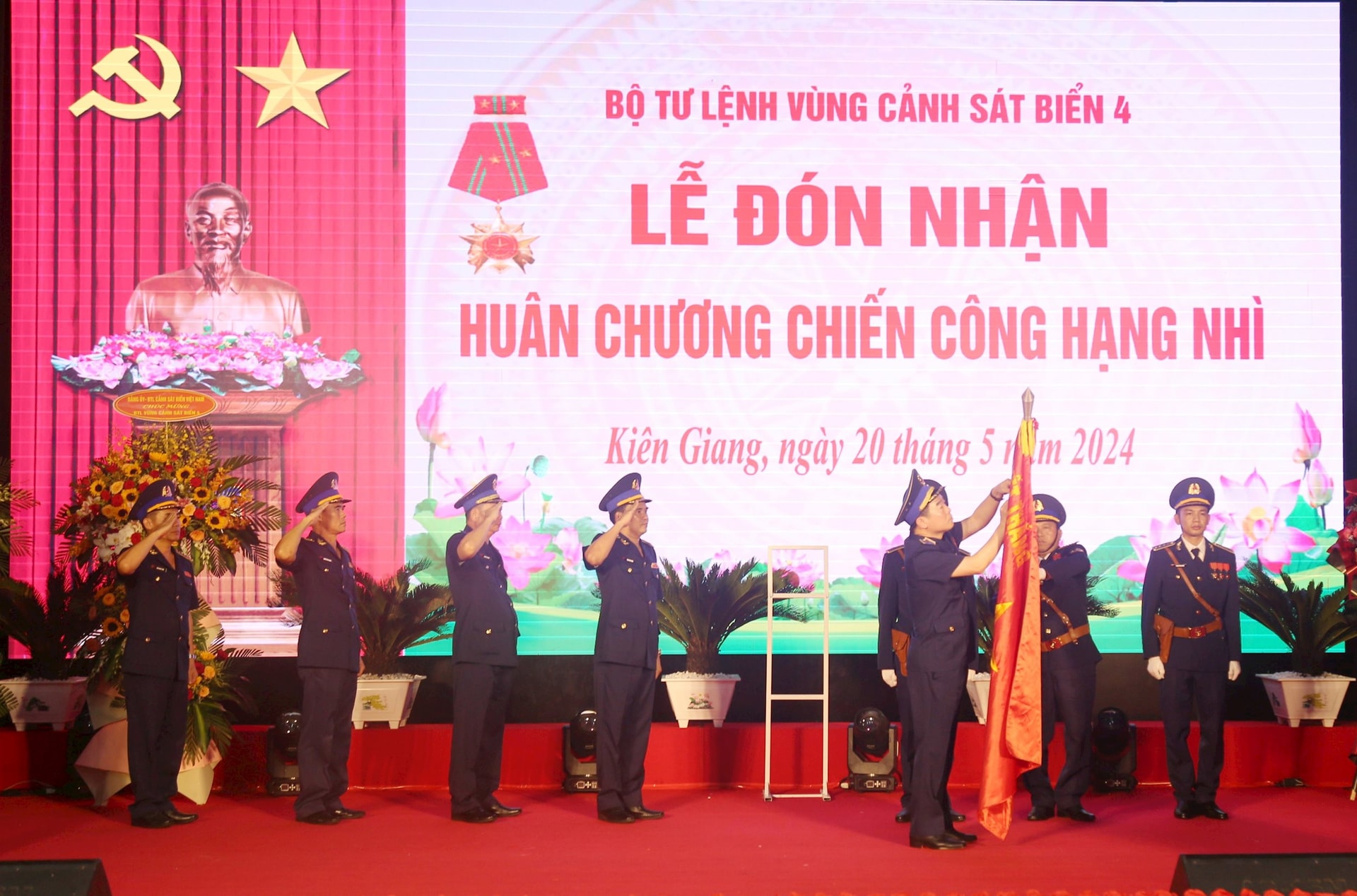 anh-11-1 anh-1(1).jpg