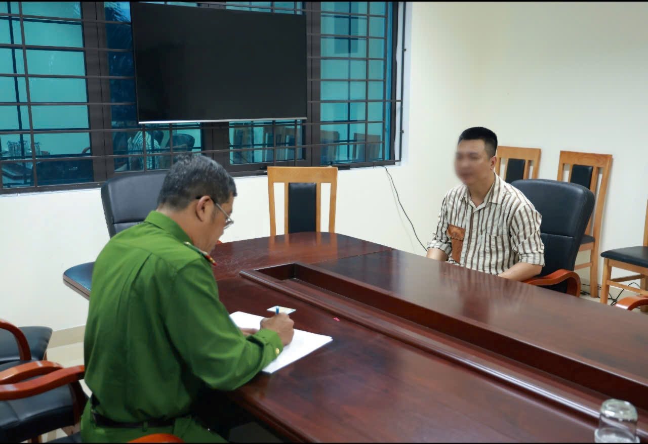 bat-giu-doi-tuong-cuong-doat-dau-thu bat-giu-doi-tuong-cuong-doat-dau-thu.jpg