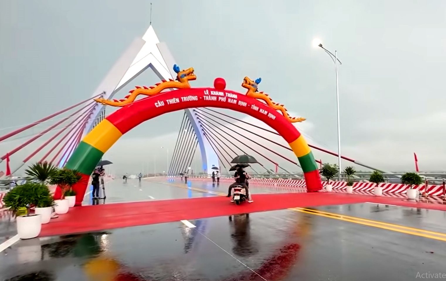 cau-thien-truong3 cau-thien-truong3.jpg