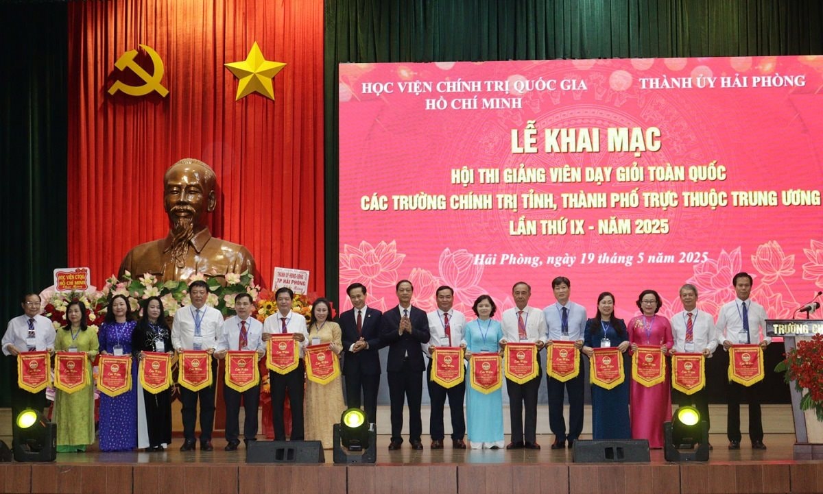 hoi-thi-5 hoi-thi-5.jpg