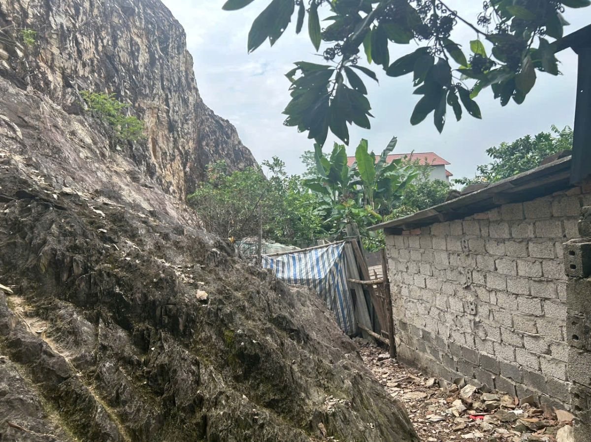 khoangcach khoangcach.jpg