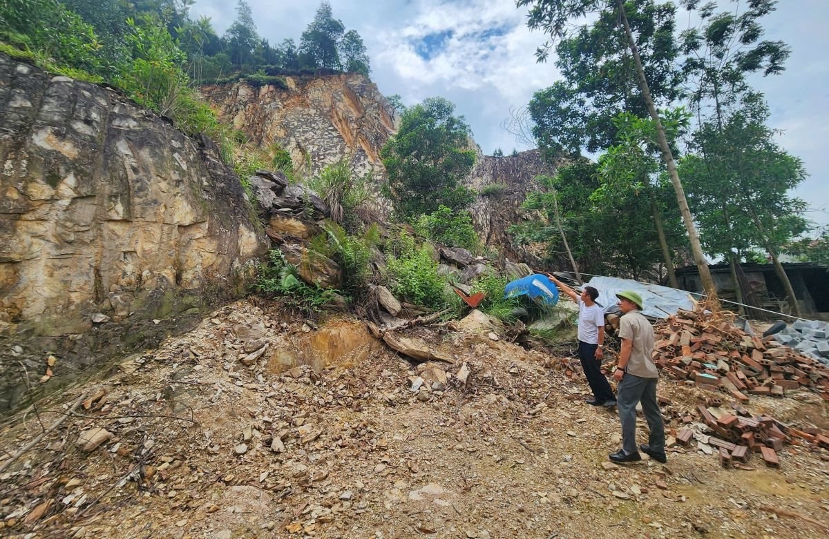 ongthang ongthang.jpg