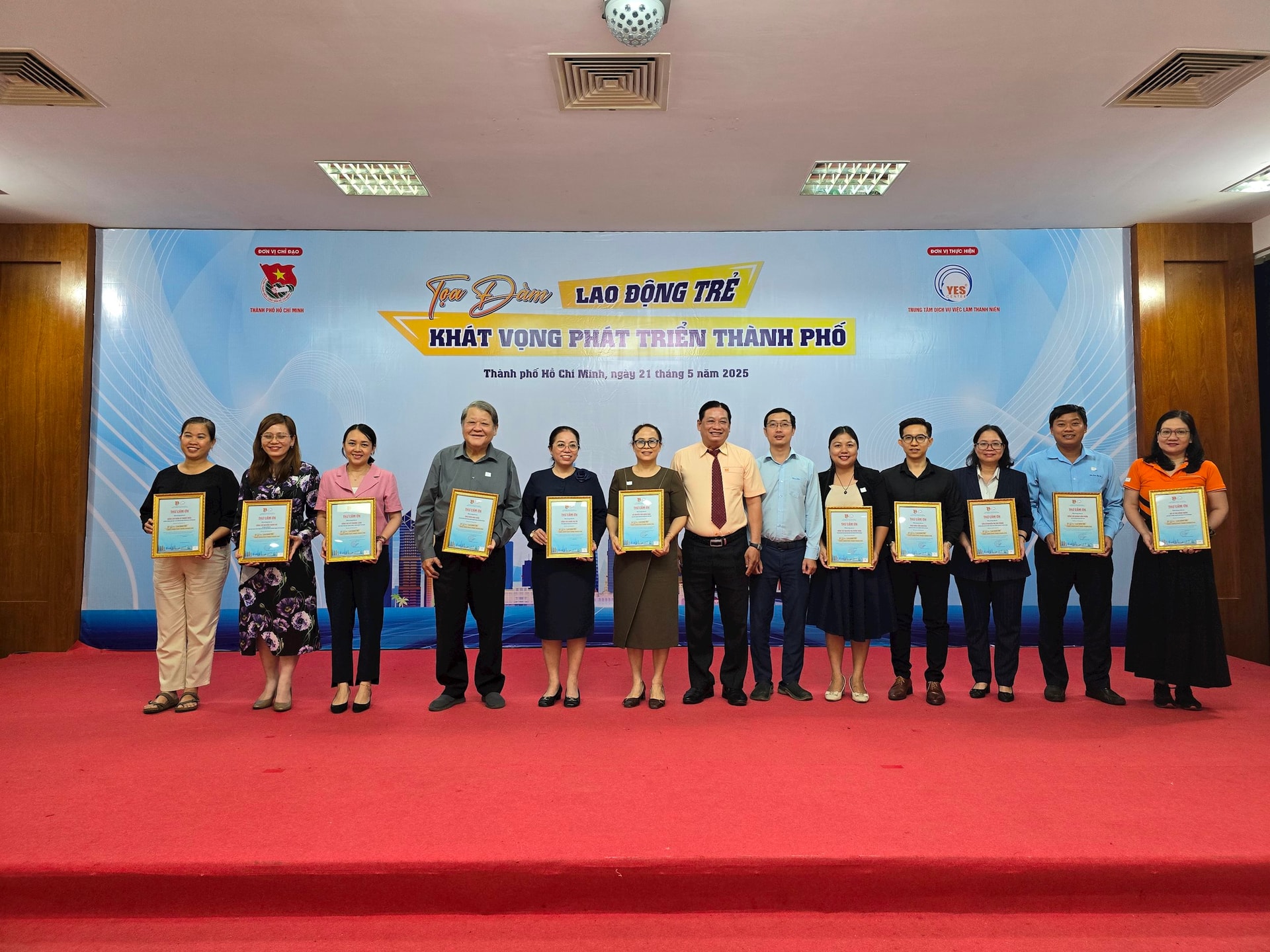 thanh-nien-viec-lam-3 thanh-nien-viec-lam-3.jpg