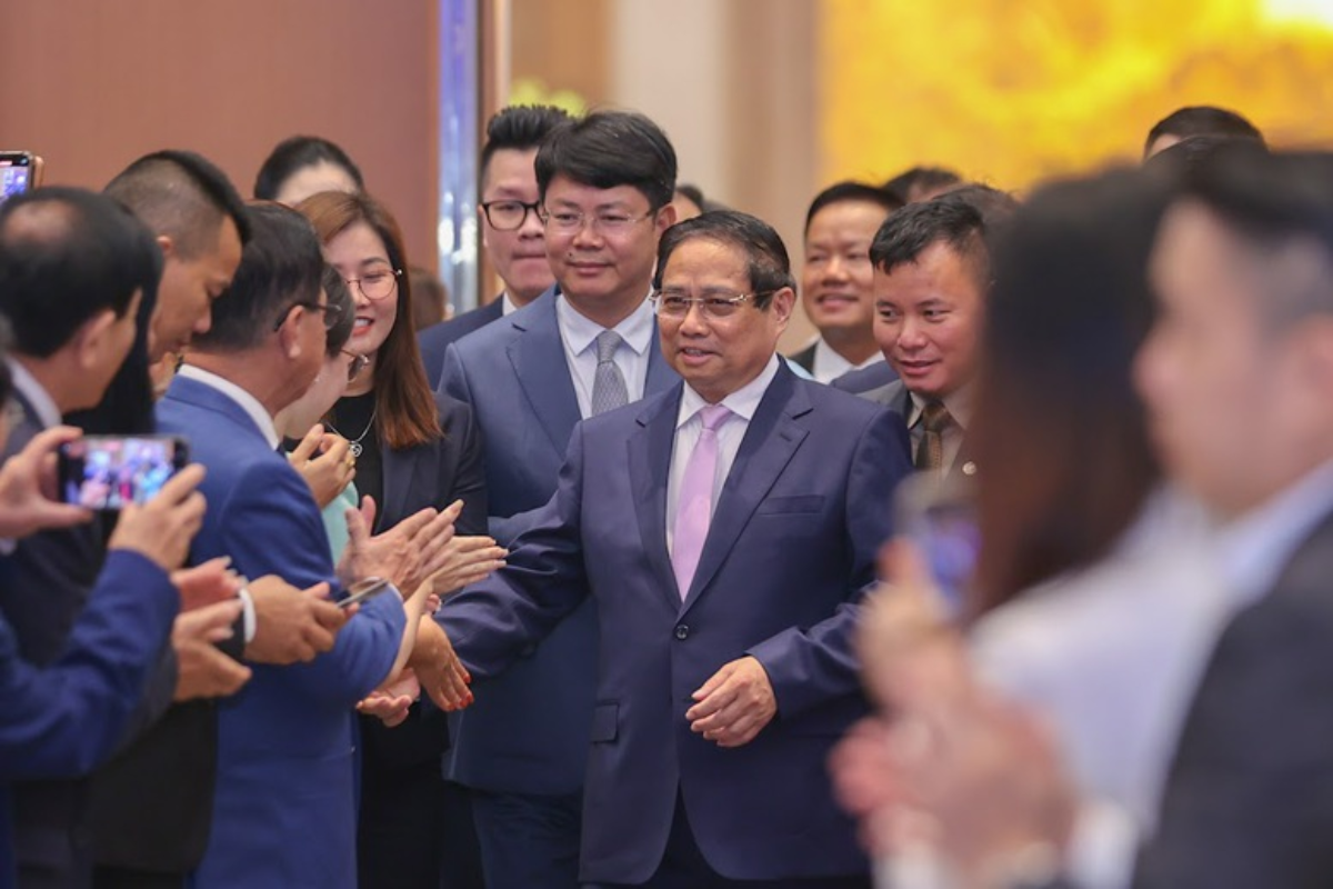thu-tuong-pham-minh-chinh-voi-cac-doanh-nghiep-tham-du-toa-dam-ve-phat-trien-kinh-te-tu-nhan thu-tuong-pham-minh-chinh-voi-cac-doanh-nghiep-tham-du-toa-dam-ve-phat-trien-kinh-te-tu-nhan..png