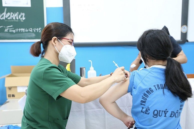 tphcmtiemvaccinecovid19chotretu5denduoi12tuoi-1650182075956275792311 tphcmtiemvaccinecovid19chotretu5denduoi12tuoi-1650182075956275792311.jpg