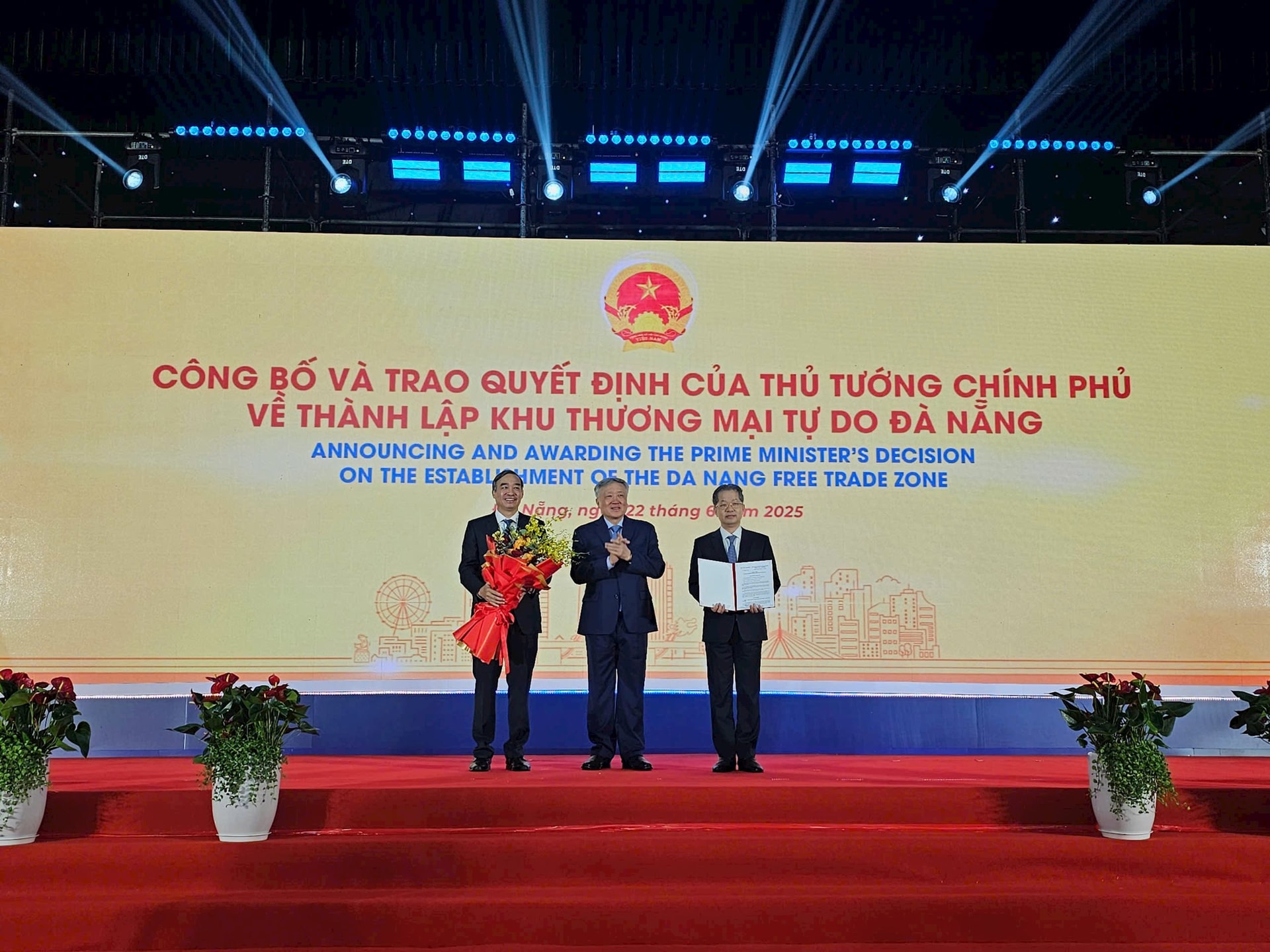 22-6-cong-bo13 22-6-cong-bo13.jpg