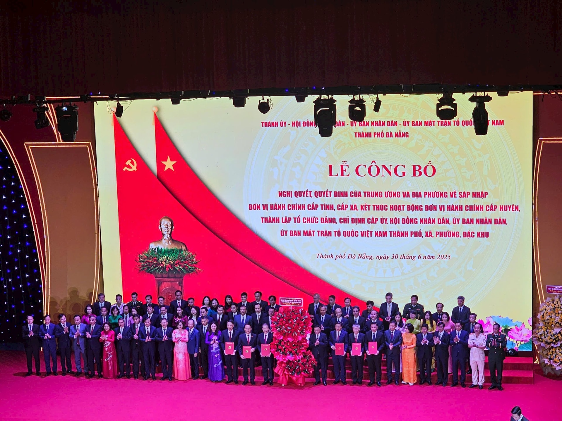 30-6-cong-bo10 30-6-cong-bo10.jpg