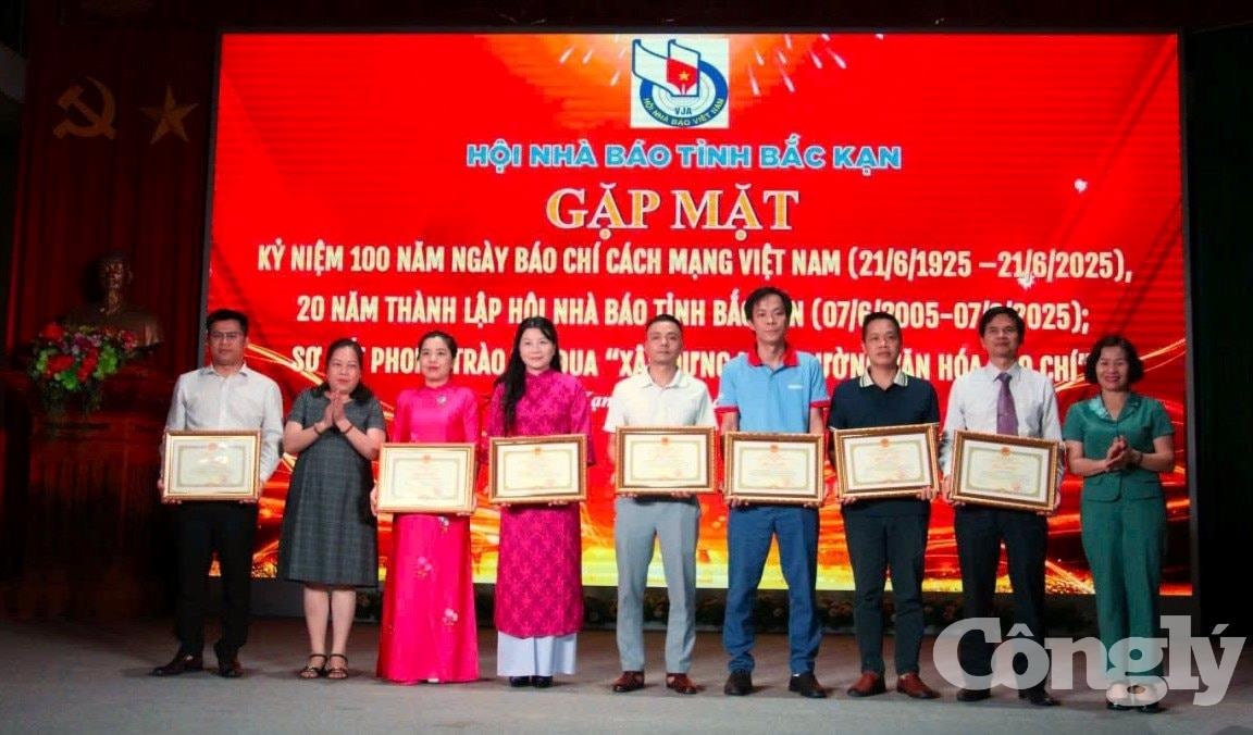 4ce5c611-0c10-48bb-b53b-3ab50f5664fc-1 4ce5c611-0c10-48bb-b53b-3ab50f5664fc-1-.jpg
