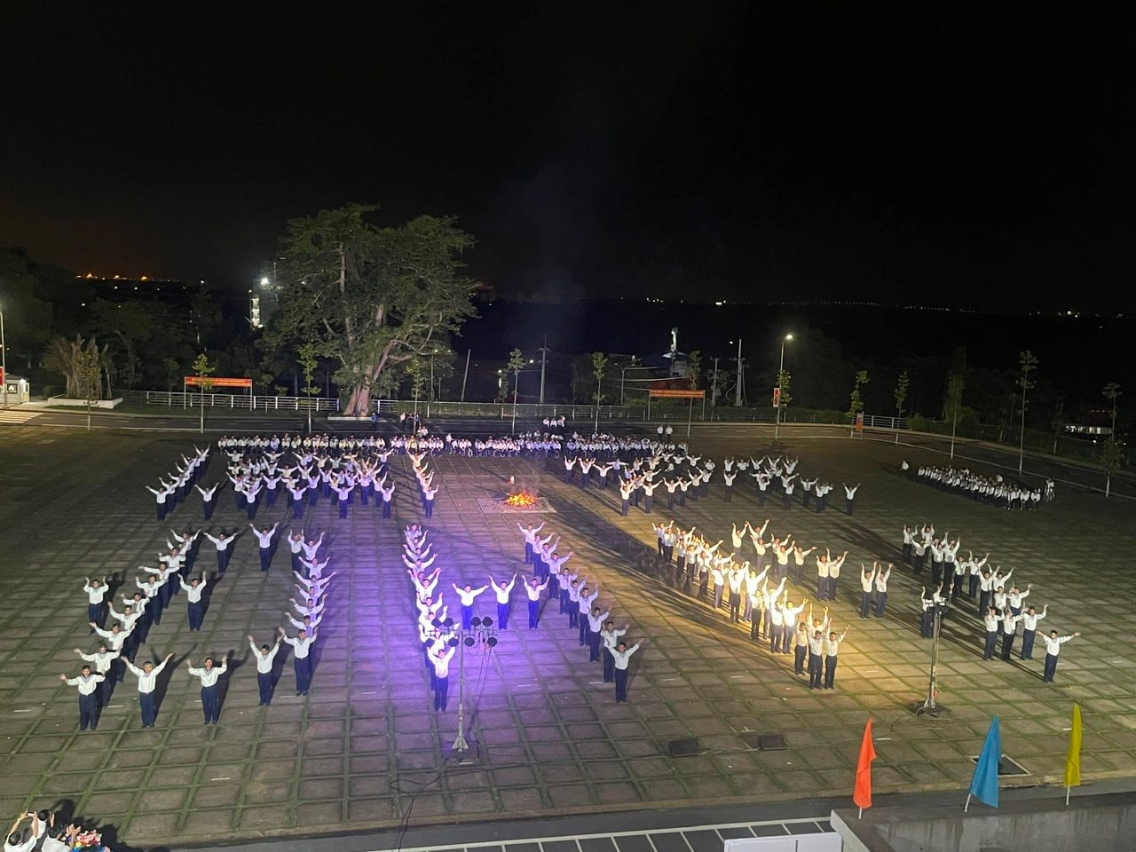 6 6.-tiet-muc-dong-dien-xep-hinh-dai-hoi-iv-cua-chien-si-trung-tam-huan-luyen.jpg