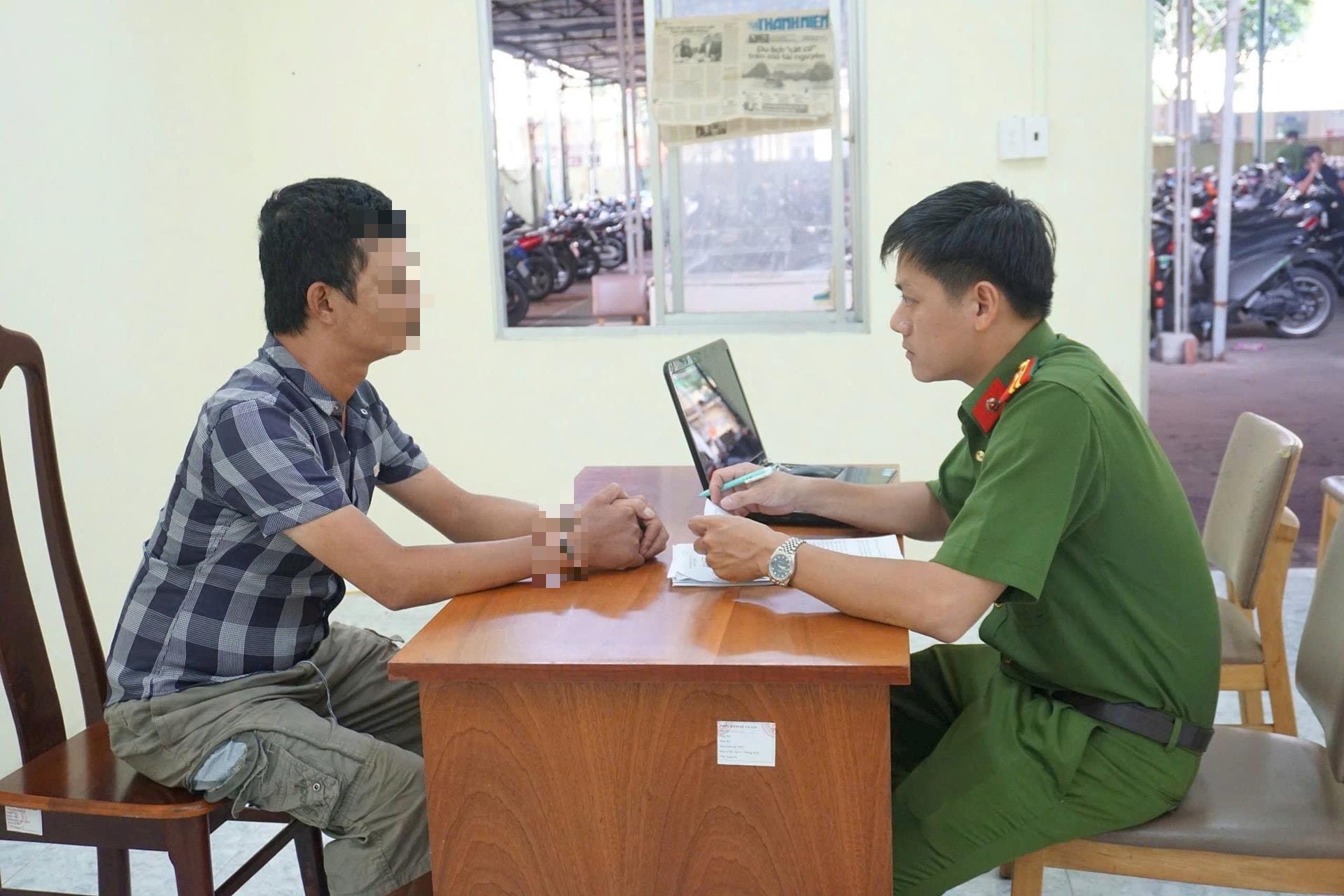 anh-1-cqcsdt-catp-lay-loi-doi-tuong-tran-nhu-phuoc1 anh-1-cqcsdt-catp-lay-loi-doi-tuong-tran-nhu-phuoc(1).jpg
