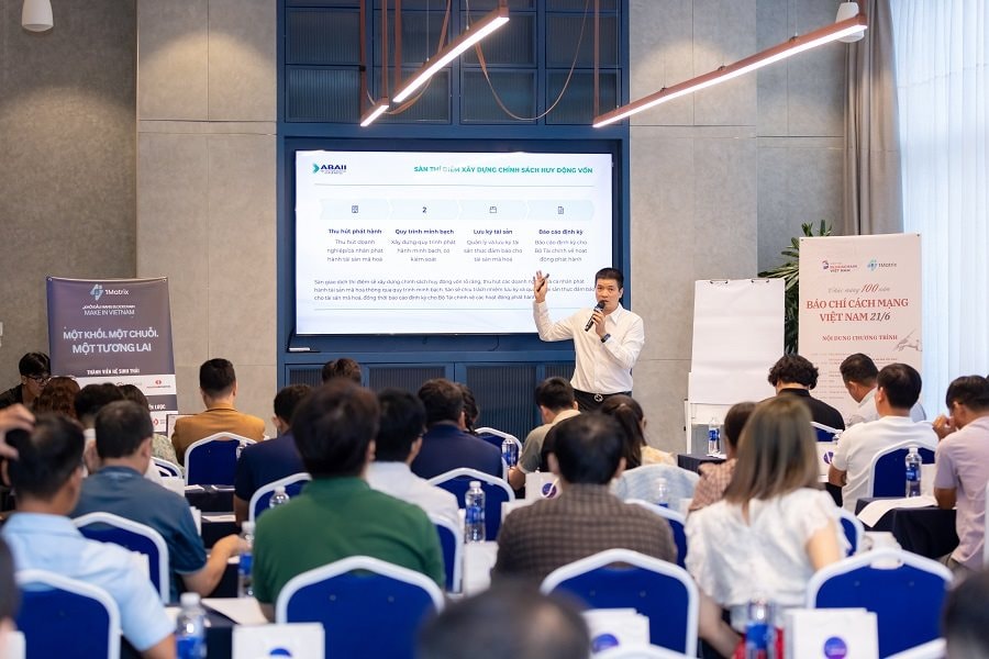 blockchain-21 blockchain-2(1).jpg