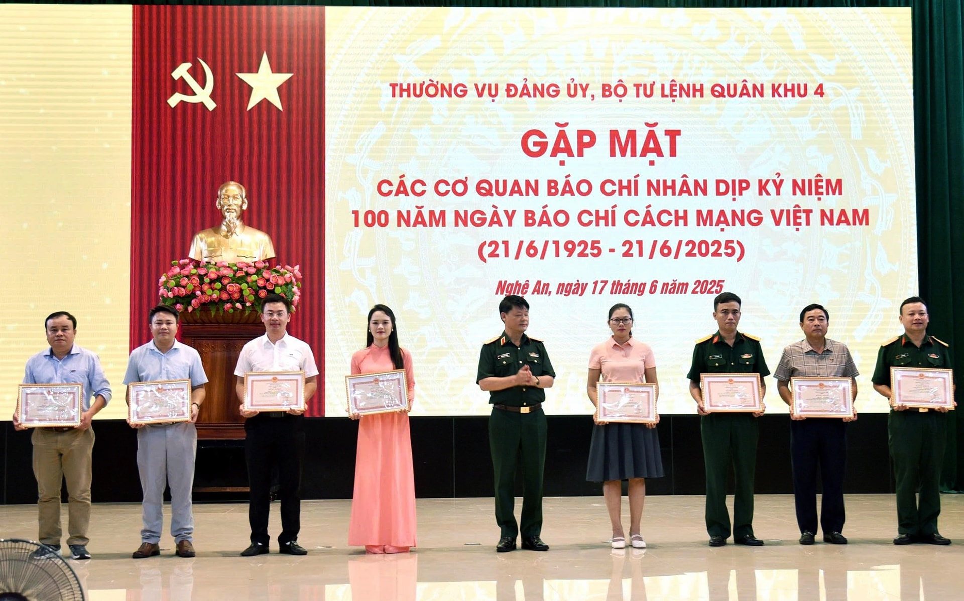quan-khu-4tang-bang-khennghe-anhoang-lamjpg-1750147541298-1 quan-khu-4tang-bang-khennghe-anhoang-lamjpg-1750147541298-1-.jpg