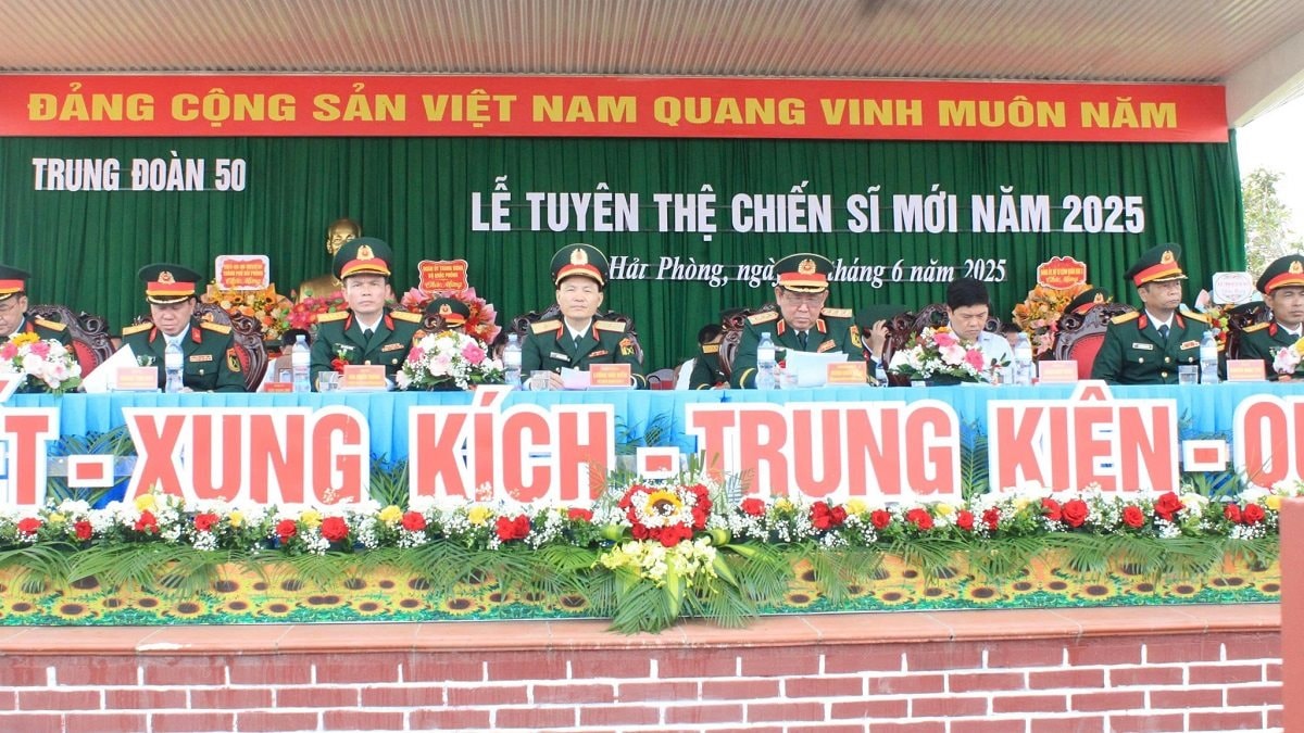 tuyen-the-chien-si-moi tuyen-the-chien-si-moi.jpg