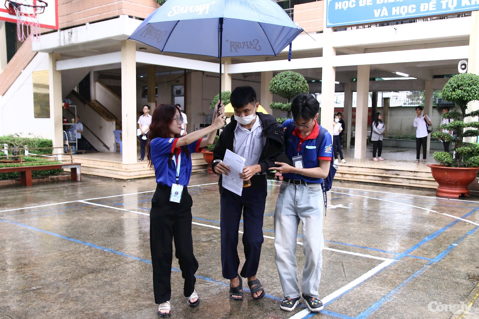 w_chieu-4h30-thpt-ly-thuong-kiet-hoc-mon-duy-khanh-4 W_chieu-4h30-thpt-ly-thuong-kiet-hoc-mon-duy-khanh-4.jpg