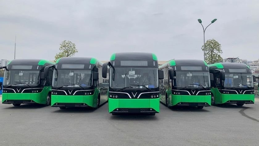 xe-bus.jpg