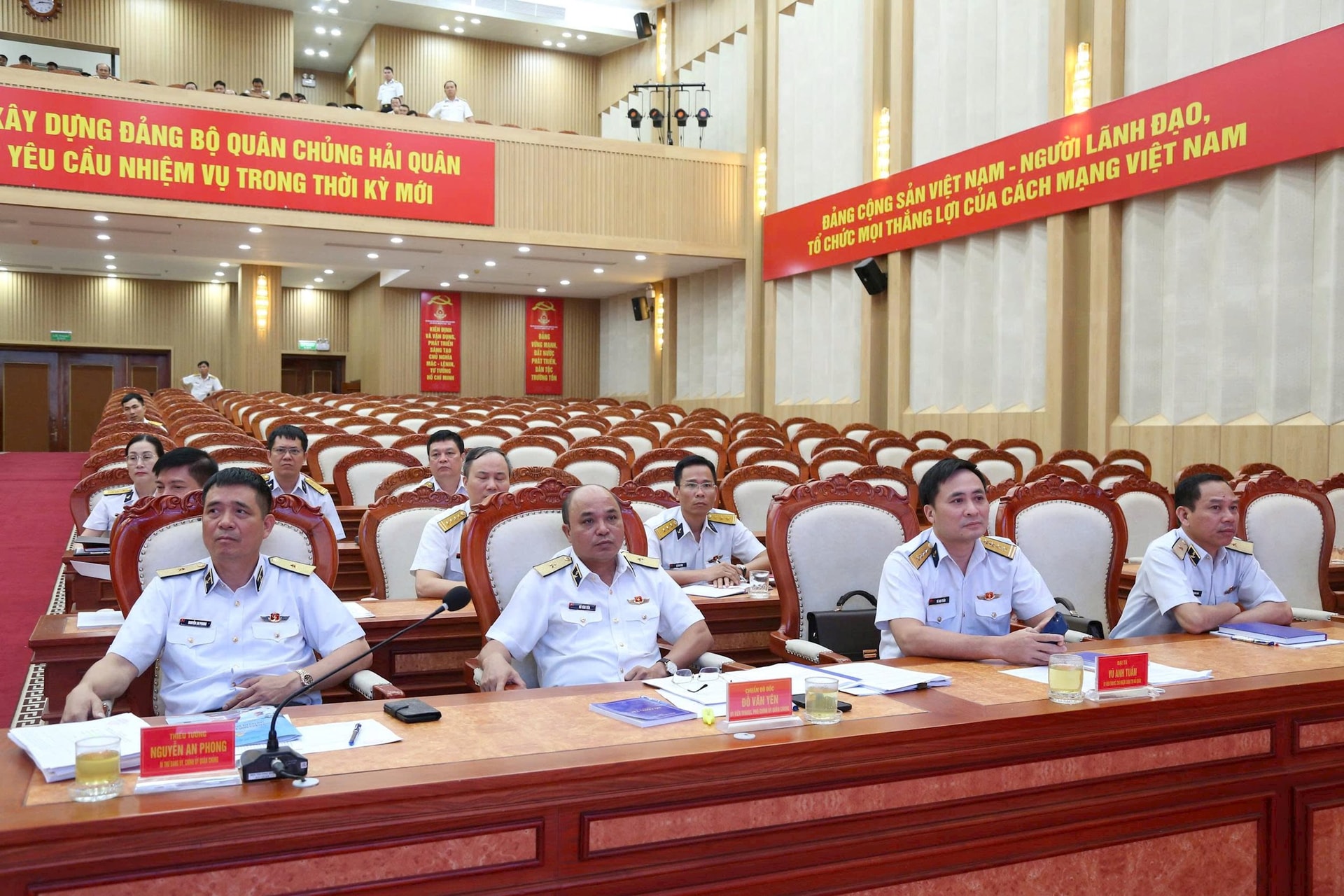 cac-dai-bieu cac-dai-bieu.jpg