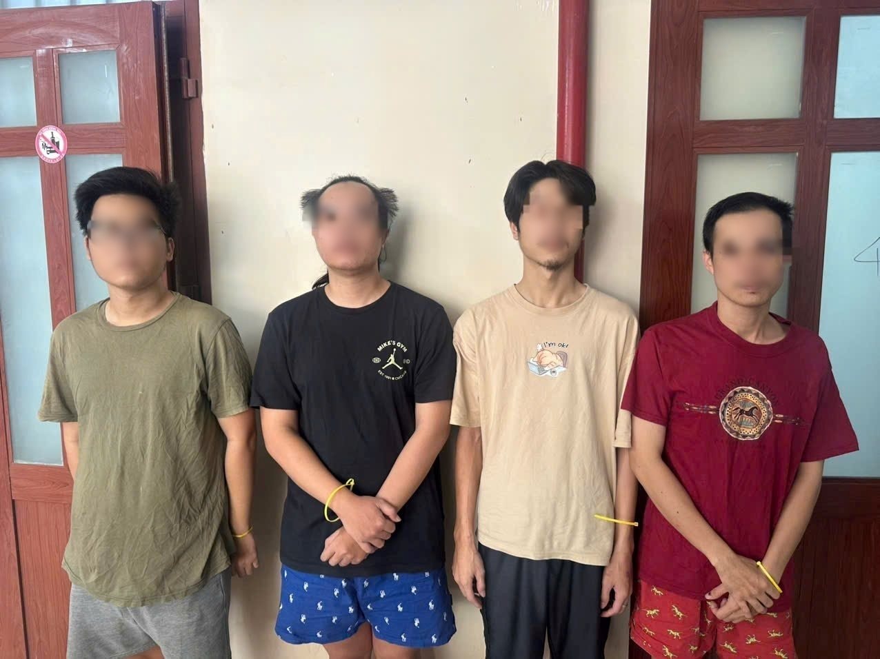 cong-tri cong-tri.jpg