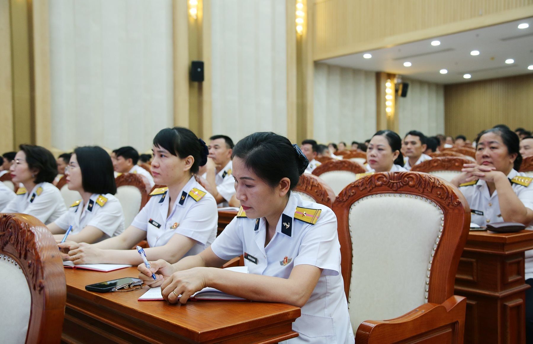 hoc-vien-sq-qncn hoc-vien-sq-qncn.jpg