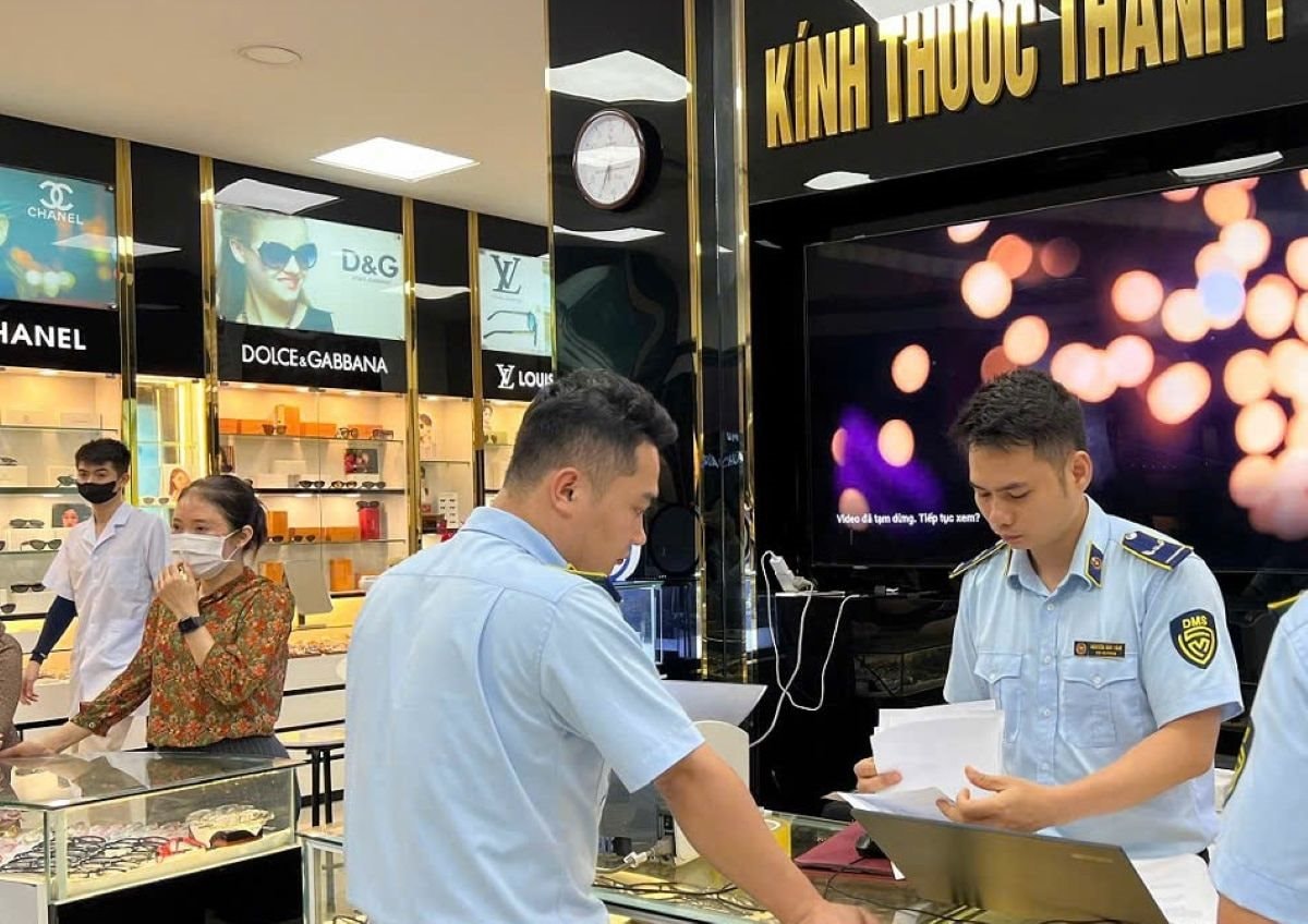kinhthuoc kinhthuoc.jpg