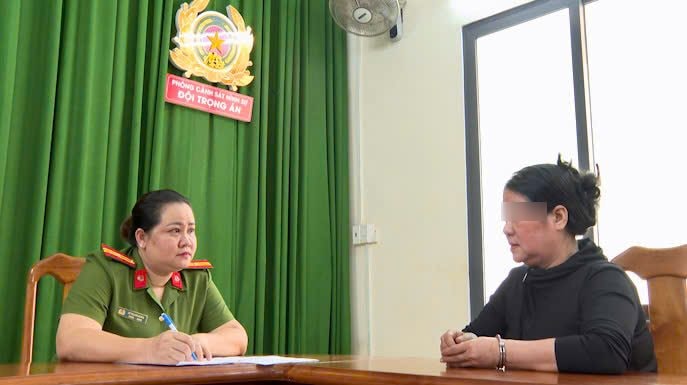 anh-2-co-quan-csdt-lay-loi-khai-cua-lam-thi-thu-em-2-.jpg