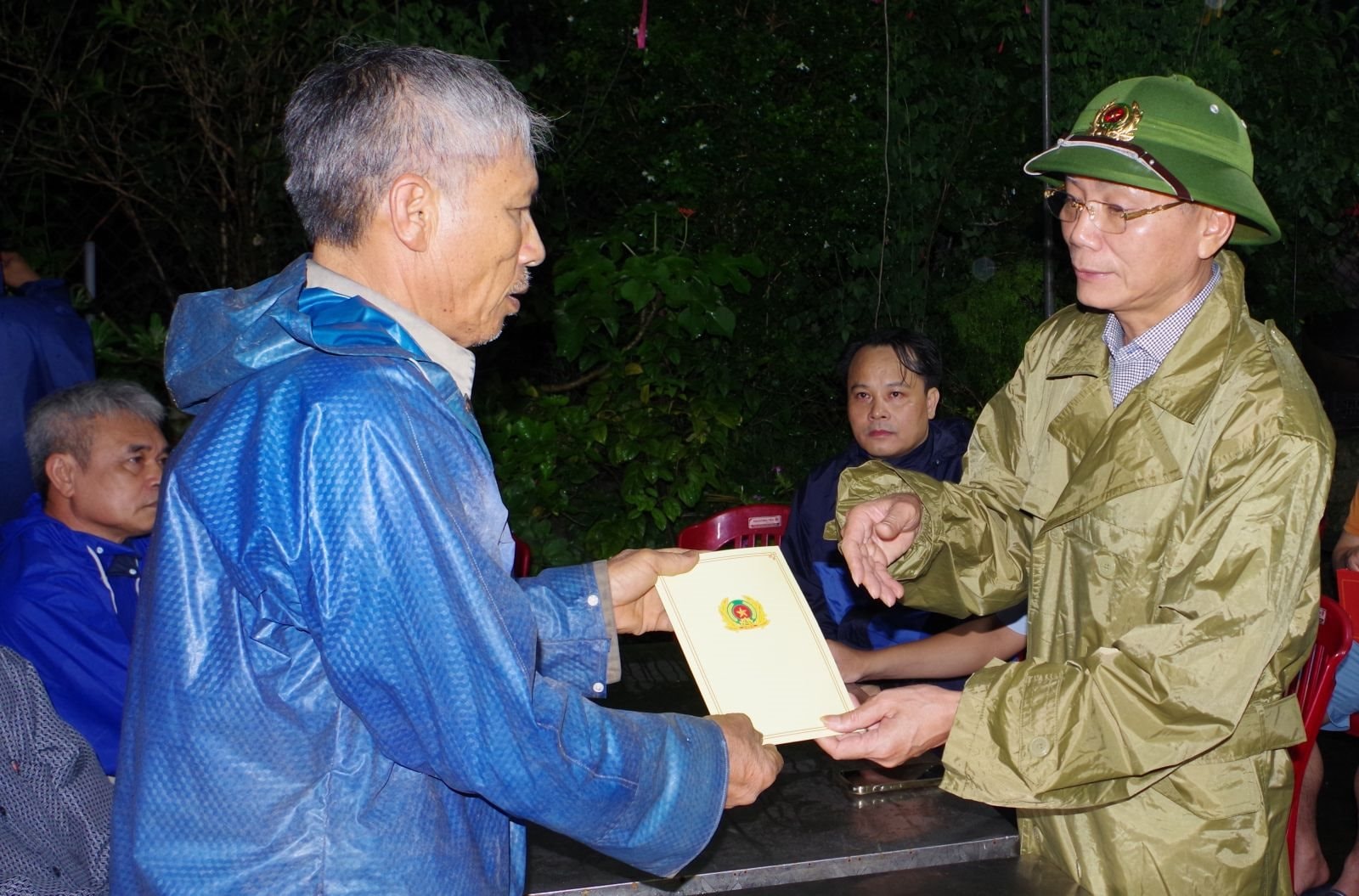 ninh_binh2-1 ninh_binh2.jpg