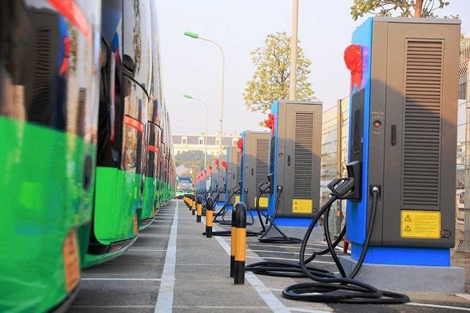tram-sac-giao-thong-thuan-dien-1 tram-sac-giao-thong-thuan-dien-1.jpg