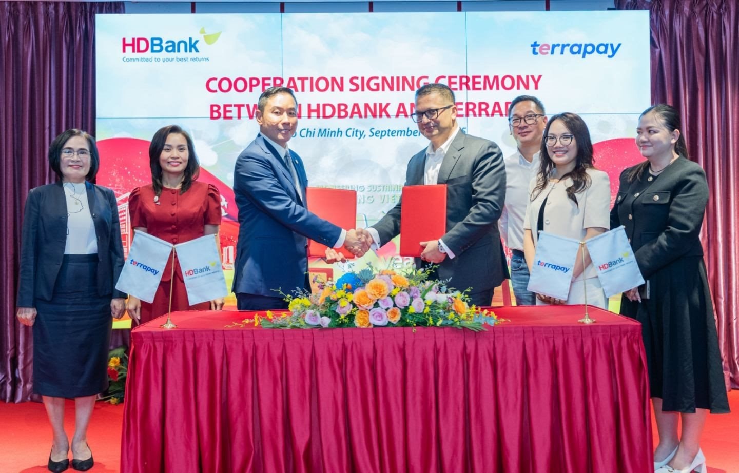 hdbank hdbank.jpg