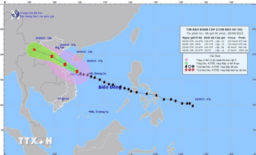 media-8 Hướng di chuyển của bão số 10 lúc 7 giờ ngày 28/9. (Ảnh: TTXVN phát)