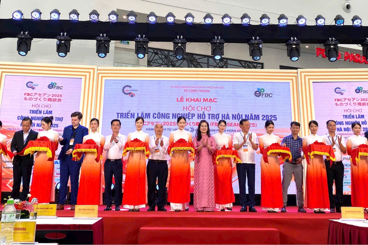 nghi-thuc-khai-mac-hoi-cho-trien-lam-cong-nghiep-ho-tro-ha-noi-nam-2025..png
