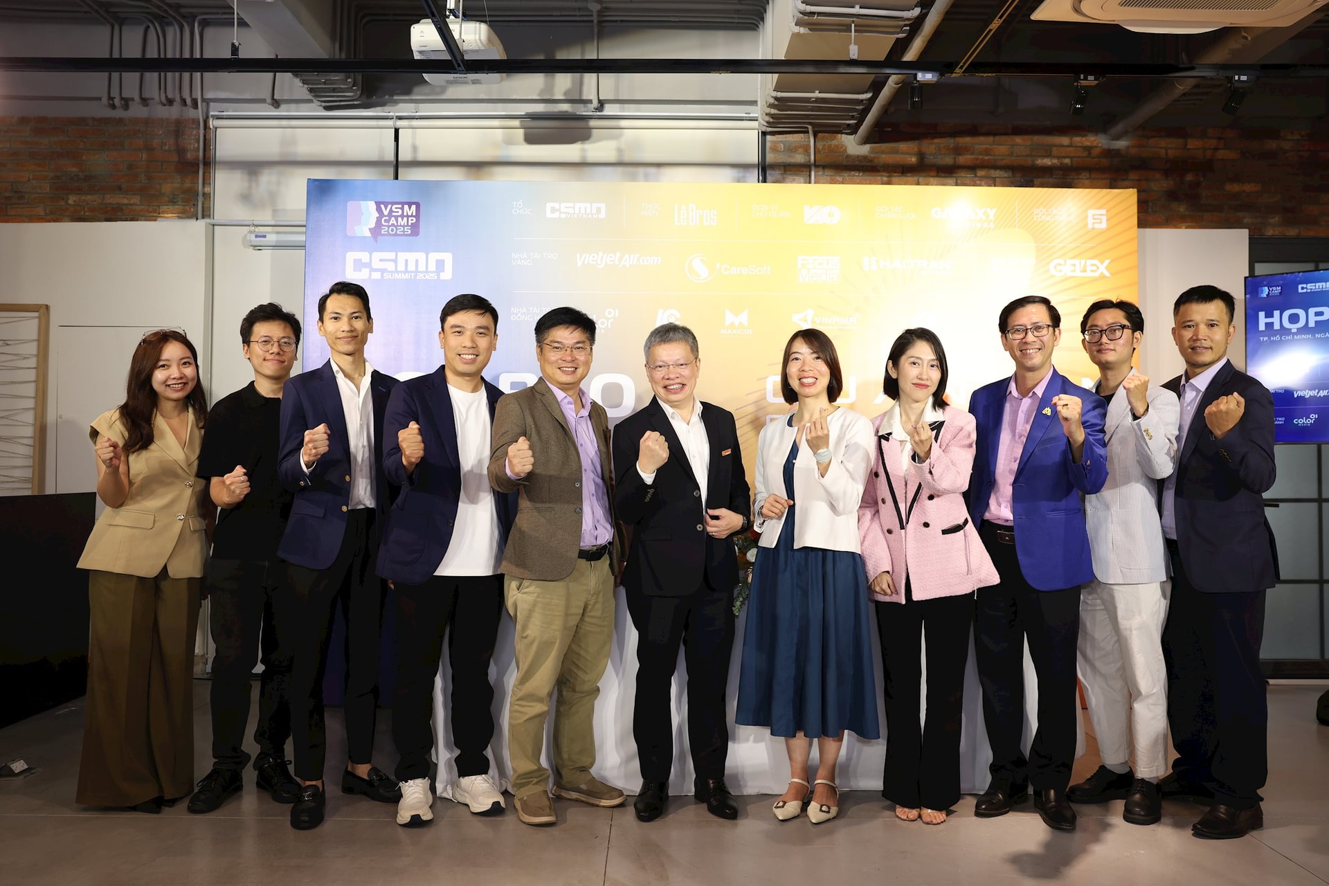 tap-the-ban-to-chuc-csmo-viet-nam-va-cong-ty-le-bros tap-the-ban-to-chuc-csmo-viet-nam-va-cong-ty-le-bros.jpg