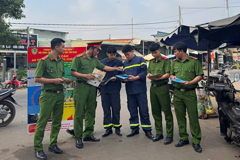 z7477252369813-02a3de7a55a6b835795977913d2b799d