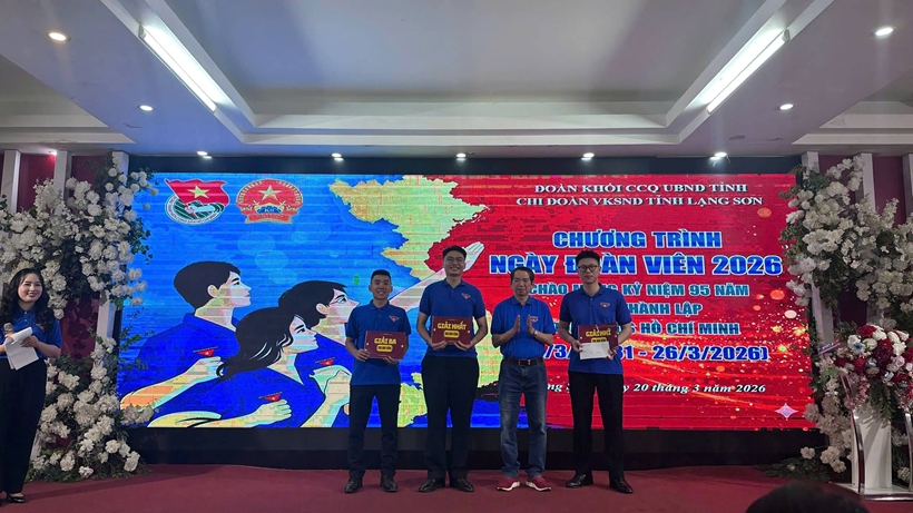 8c8bc26f-aa78-480a-aa3d-822bb52541d7