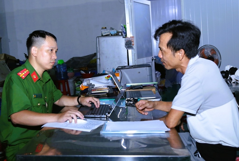 doi-tuong-le-van-tinh
