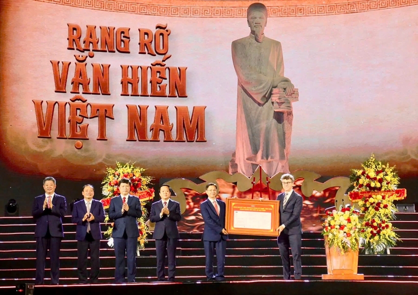 trao-cong-nhan